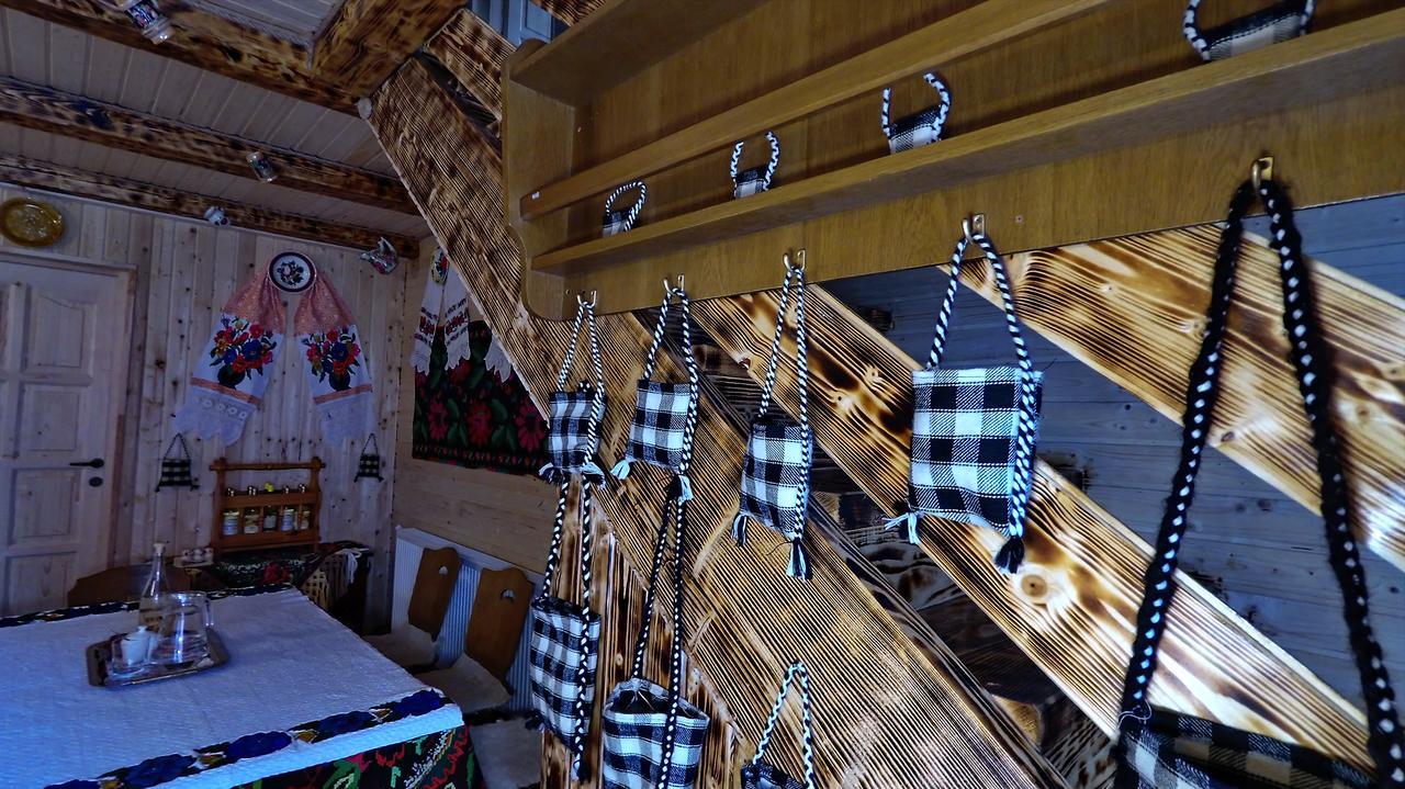 Pensiunea Lore&Sara Satu Sugatag Eksteriør billede